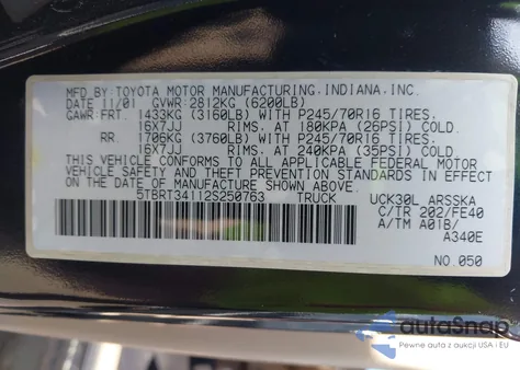 2002 Toyota Tundra Sr5 V8 z USA, uszkodzony, nr VIN 5TBRT34112S250763